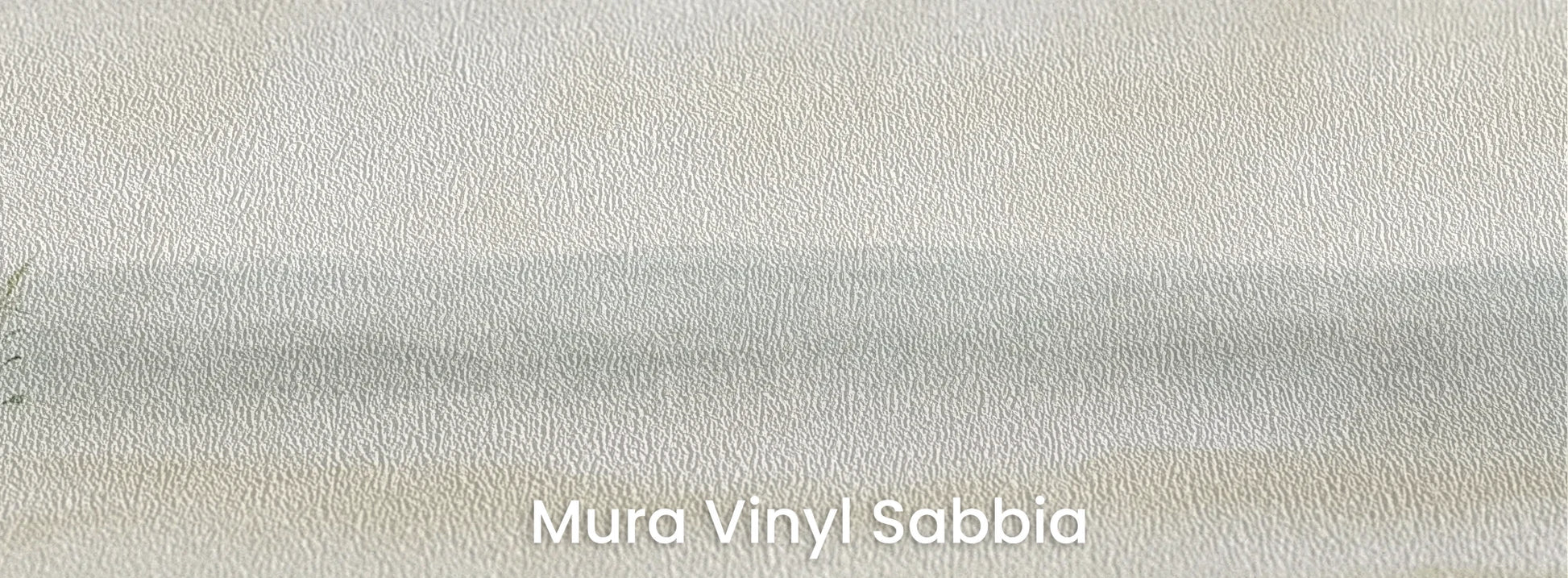 Zbliżenie na fototapetę DAWN'S EMBRACE - tapeta z mglistą łąką i kwiatami na podłożu o strukturze ziarna piasku.