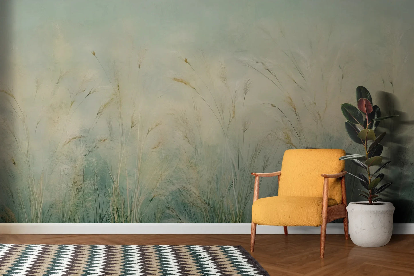 Wzór fototapety EMERALD WALTZ - tapeta z mglistymi trawami w odcieniach zieleni pokazanej w aranżacji salonu.
