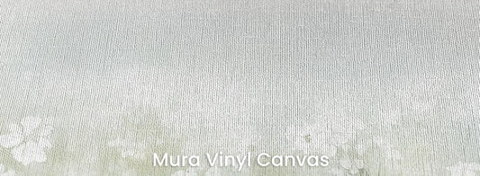 Zbliżenie na fototapetę IVORY WILDFIELDS - tapeta z mglista łąką w delikatnych barwach na podłożu o fakturze płótna.