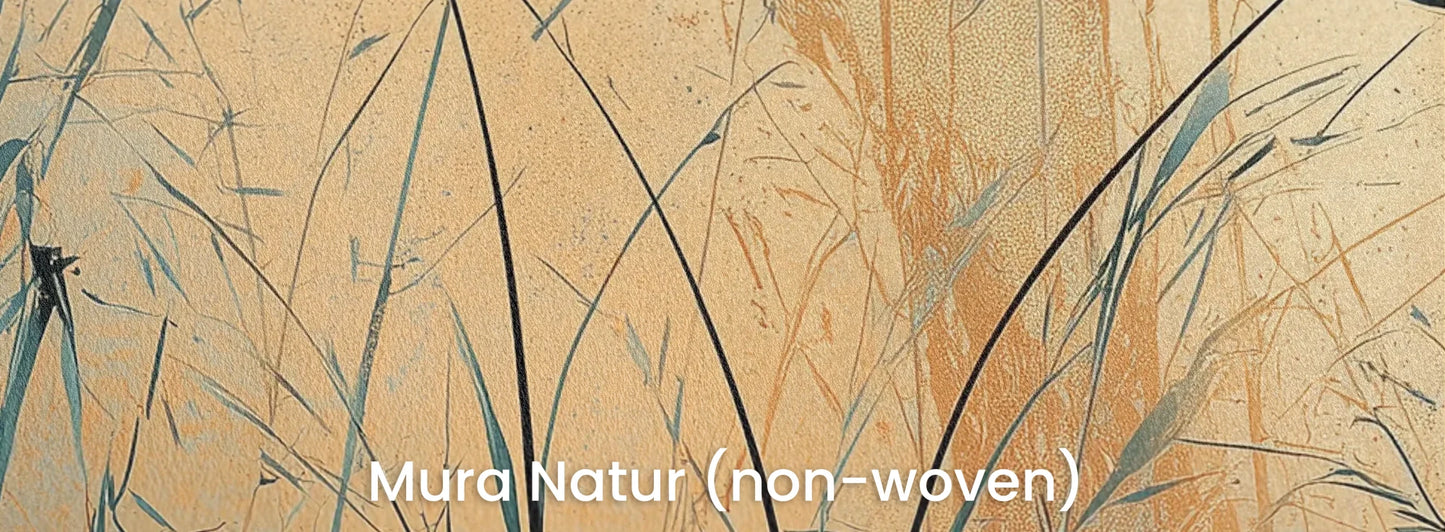 Zbliżenie na fototapetę TWILIGHT SEDGE - tapeta z trawami na tle miedziano-turkusowego nieba na naturalnym podłożu ekologicznym.