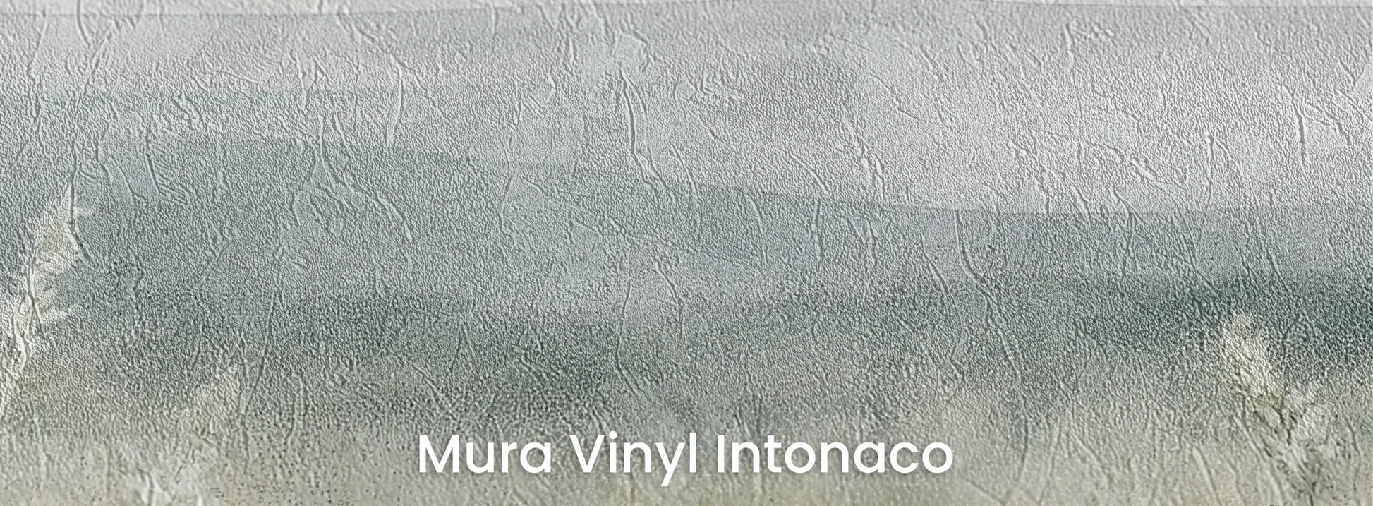 Zbliżenie na fototapetę SILENT WILDFLOWERS - tapeta z polaną w delikatnej mgle na podłożu o strukturze tartego tynku.