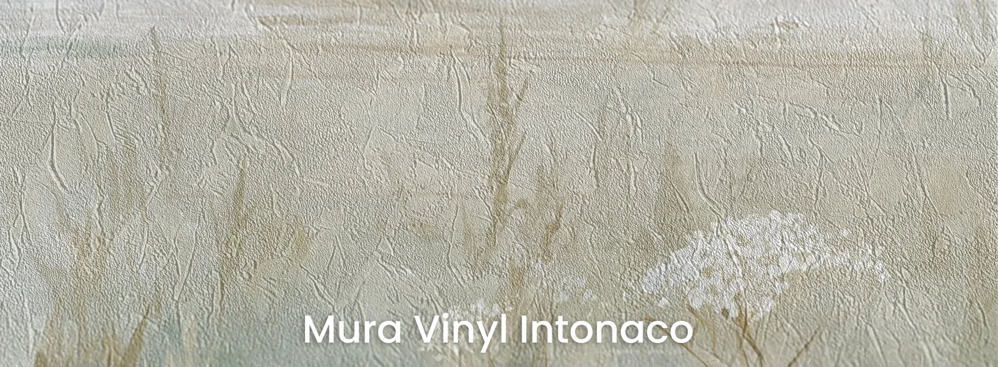 Zbliżenie na fototapetę OPALESCENT WILDFIELDS - tapeta z miękkimi akcentami łąki na podłożu o strukturze tartego tynku.