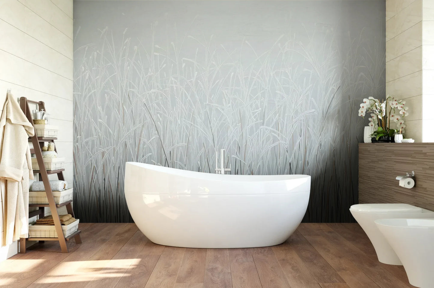Wzór fototapety FROSTBOUND SERENITY - tapeta z zimowymi trawami w szarej mgle pokazanej w aranżacji łazienki.