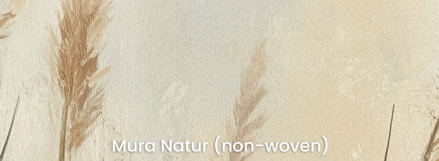 Zbliżenie na fototapetę MEADOW GRACE - tapeta z delikatnymi źdźbłami traw o świcie na naturalnym podłożu ekologicznym.