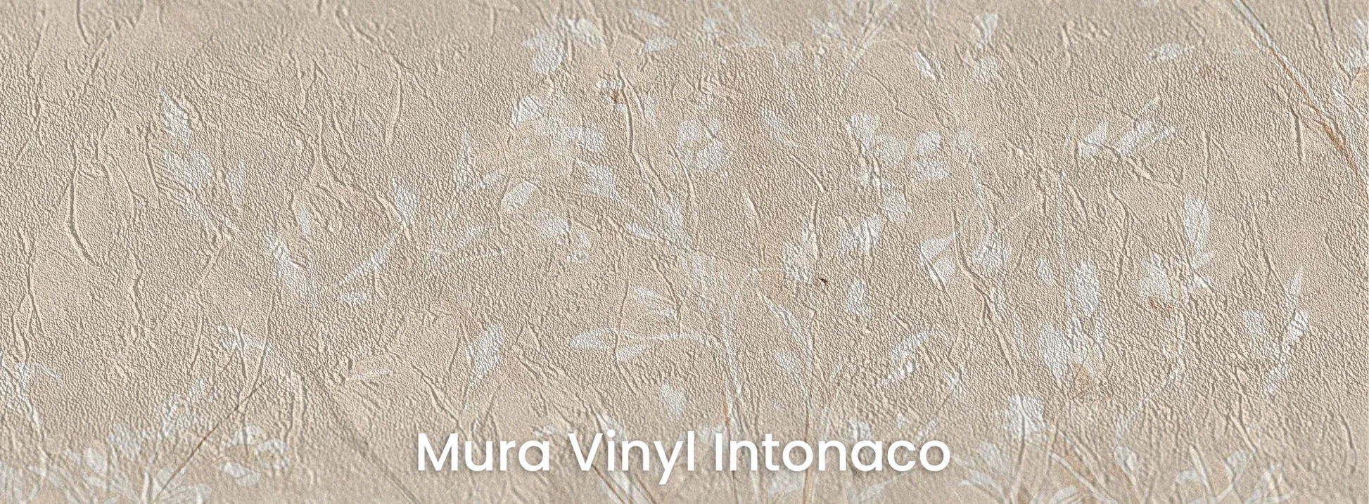 Zbliżenie na fototapetę DUSTY ROMANCE - tapeta z delikatnymi trawami na beżowym tle na podłożu o strukturze tartego tynku.