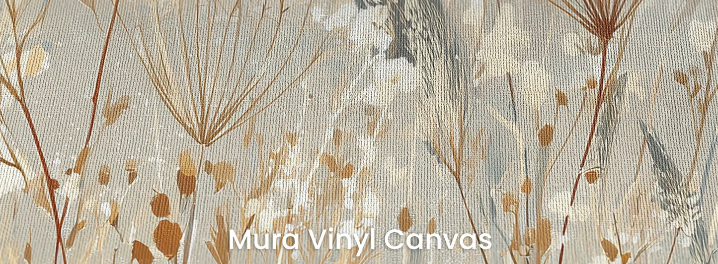 Zbliżenie na fototapetę SILK MEADOWS - tapeta z delikatnymi trawami w kremowej tonacji na podłożu o fakturze płótna.