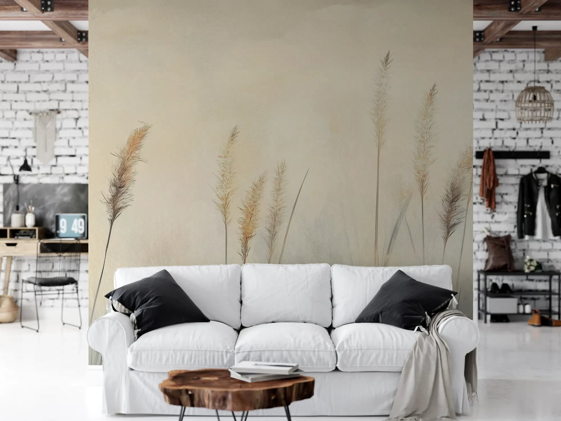 Wzór fototapety DELICATE MEMORIES - tapeta z mglistymi trawami o świcie pokazanej w aranżacji salonu.