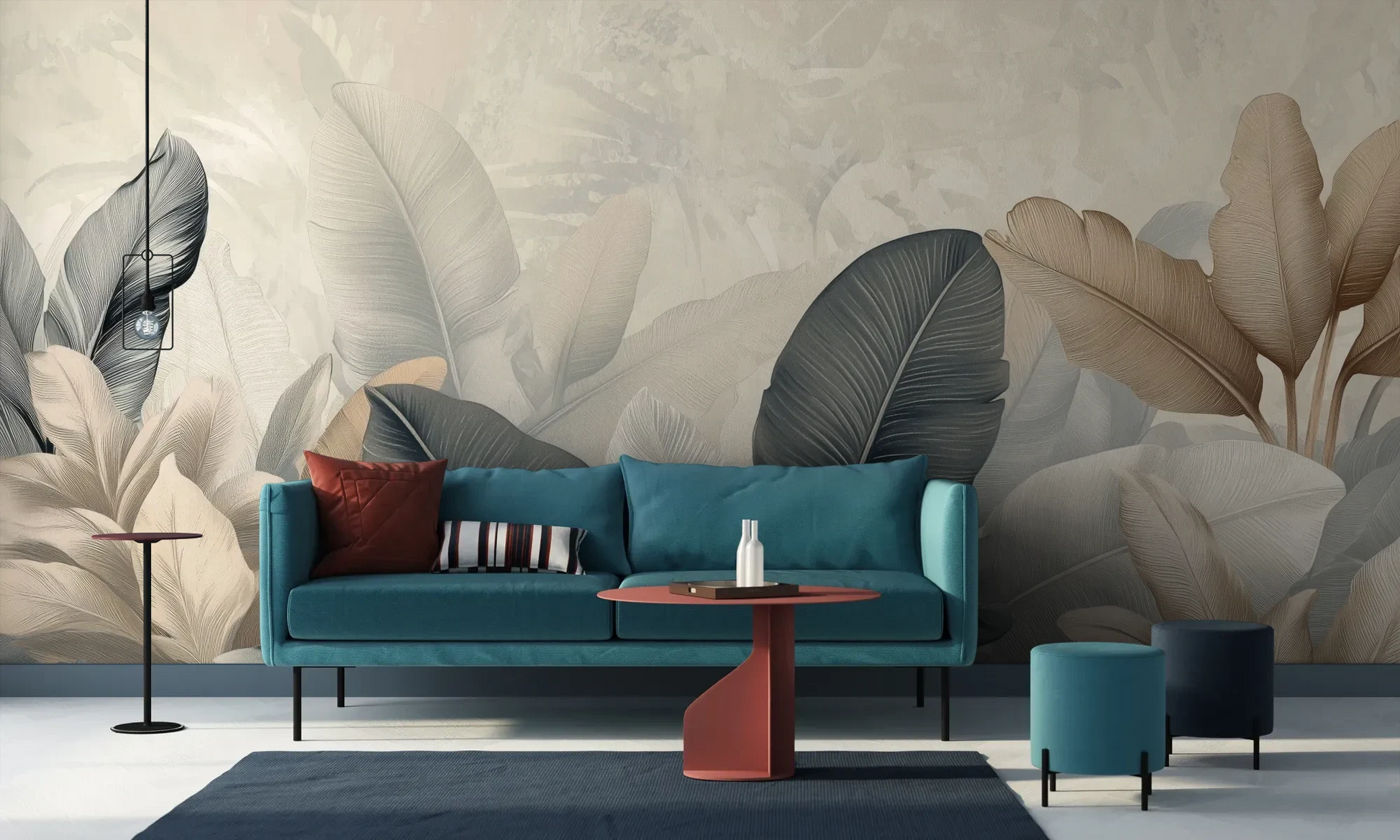 Wzór fototapety FEATHER SYMPHONY - tapeta z tropikalnymi liśćmi w stonowanych szarościach pokazanej w aranżacji salonu.