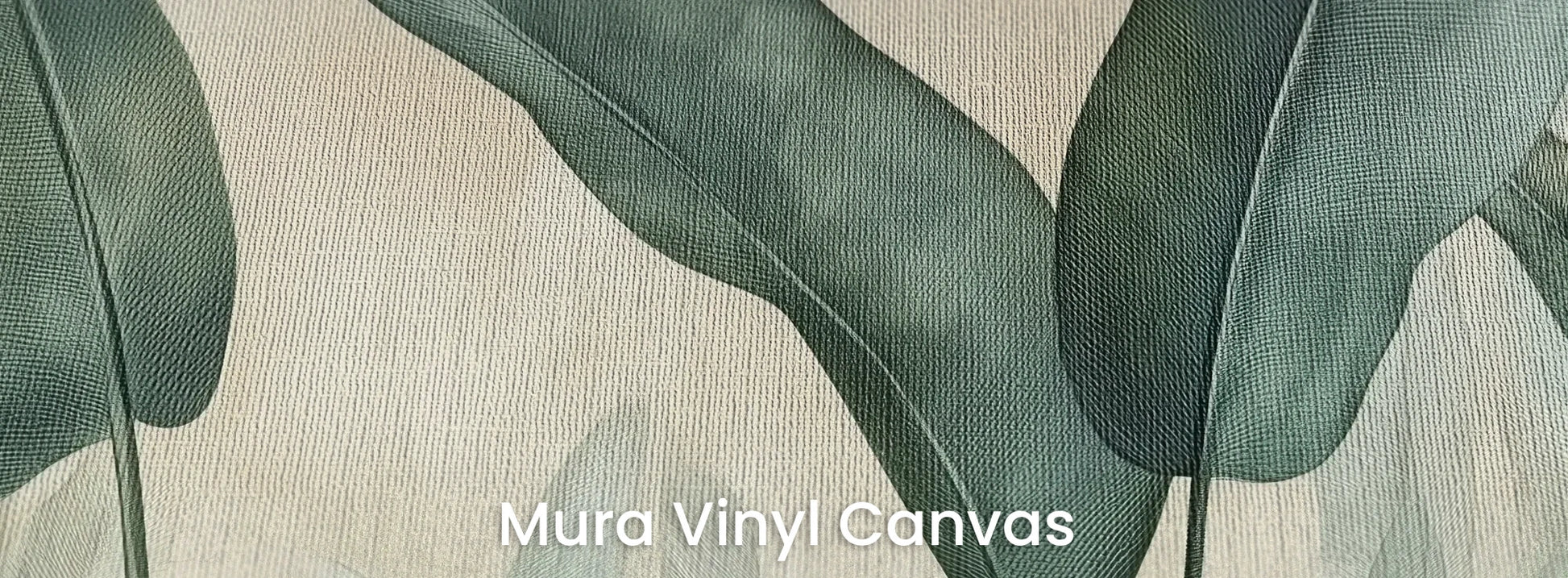 Zbliżenie na fototapetę EMERALD WHISPERS - tapeta z tropikalnymi liśćmi w odcieniach zieleni na podłożu o fakturze płótna.