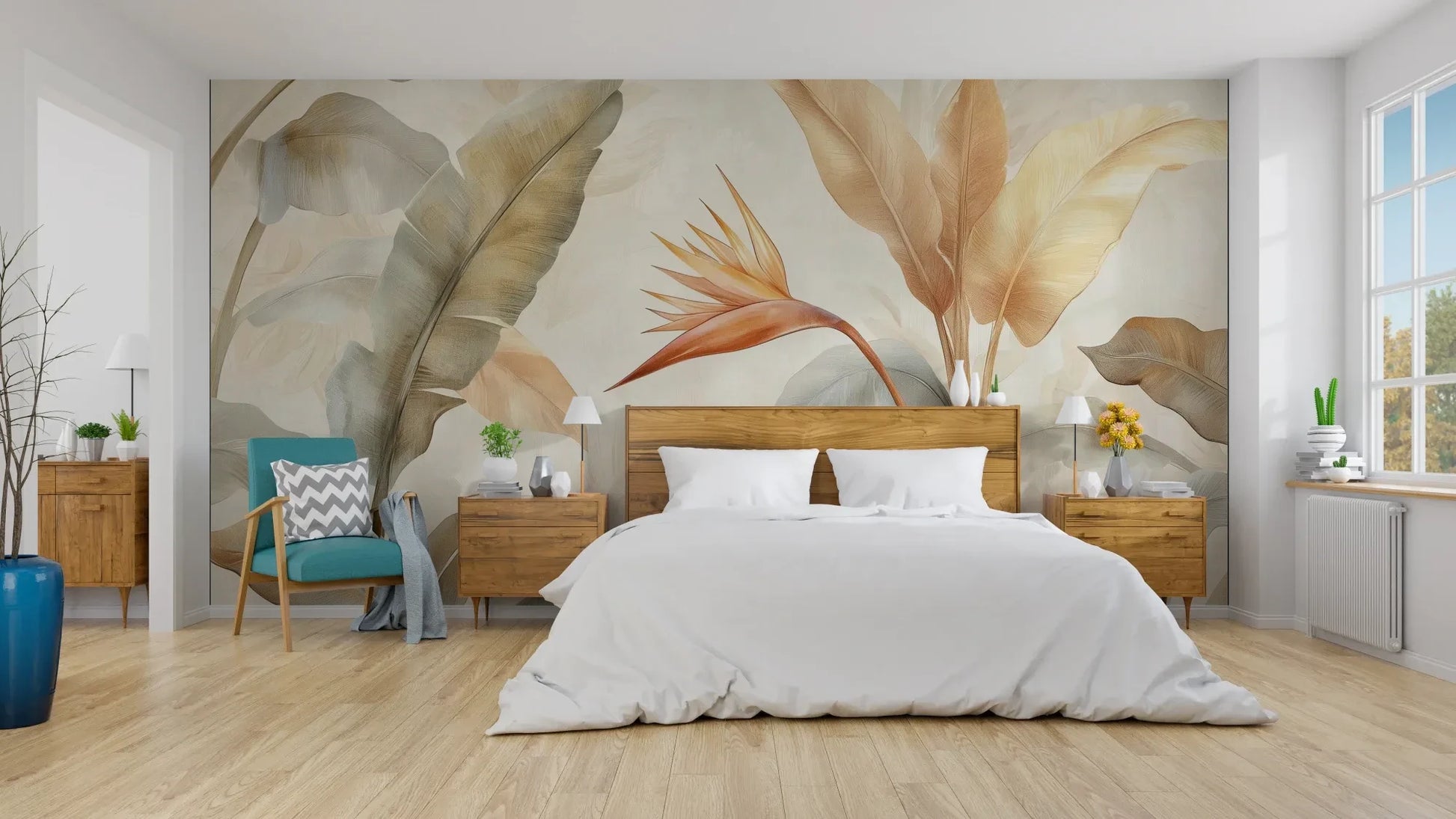 Wzór fototapety CORAL HARMONY - tapeta z tropikalnymi kwiatami w pastelowych odcieniach pokazanej w aranżacji sypialni.