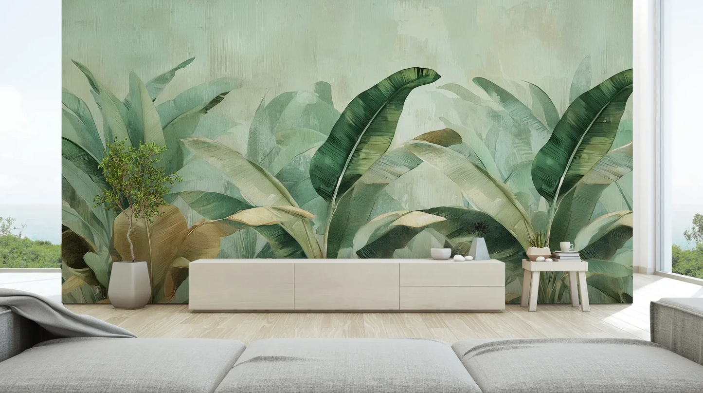 Wzór fototapety BANANA LEAF SYMPHONY - tapeta z tropikalnymi liśćmi bananowca pokazanej w aranżacji salonu.