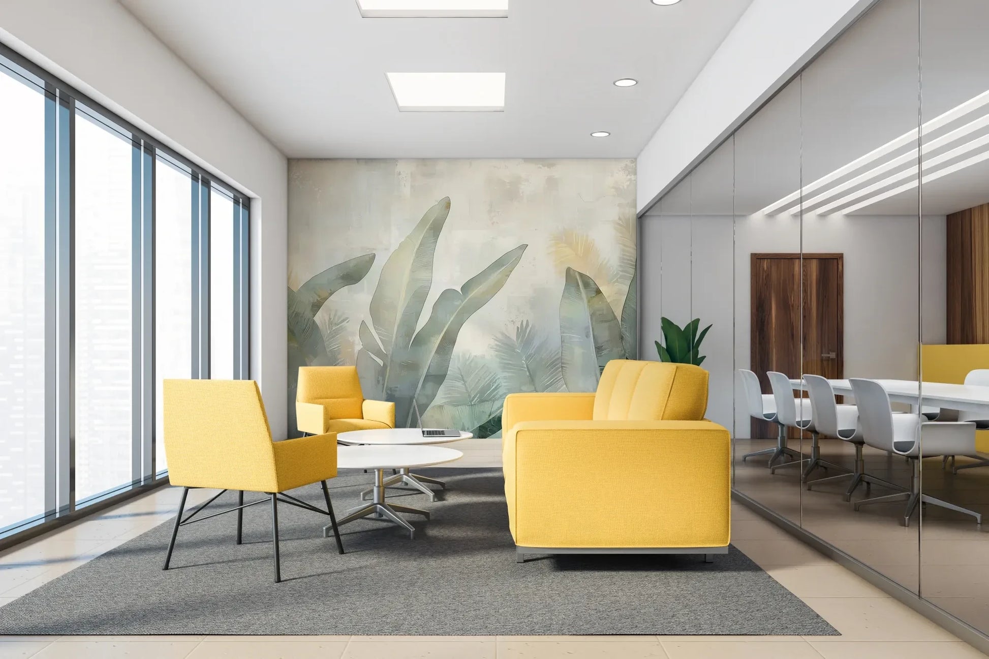 Fototapeta JADE CANOPY - tapeta z tropikalnymi liśćmi w stonowanych zieleniach w aranżacji wnętrza.