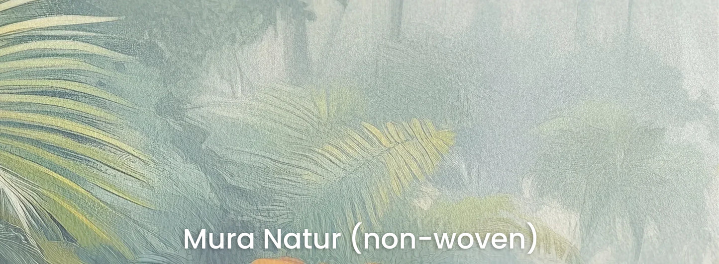 Zbliżenie na fototapetę MISTY EMBRACE - tapeta z tropikalną dżunglą we mgle na naturalnym podłożu ekologicznym.