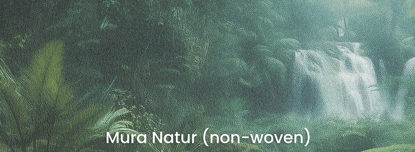 Zbliżenie na fototapetę MYSTIC WATERFALL - tapeta z tajemniczym wodospadem w tropikalnej dżungli na naturalnym podłożu ekologicznym.