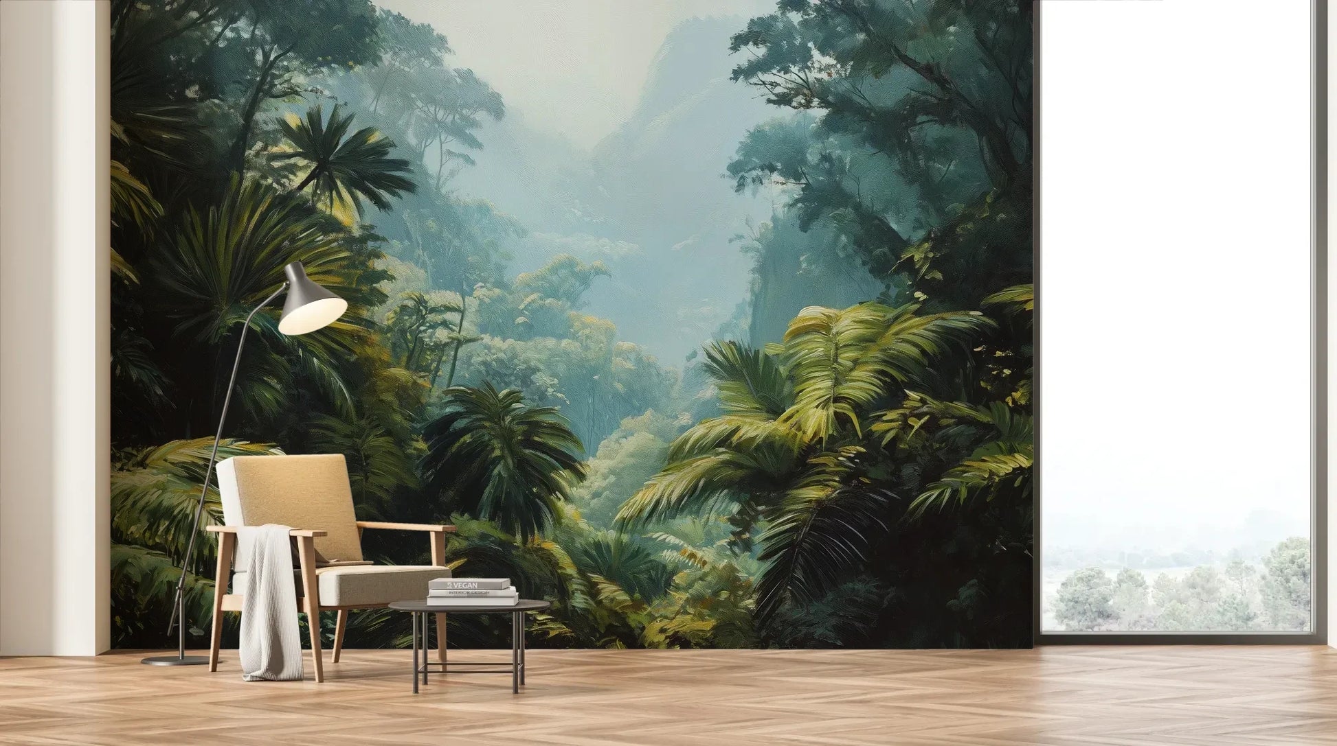 Wzór fototapety EMERALD HAZE - tapeta z tropikalną mglistą dżunglą pokazanej w aranżacji salonu.