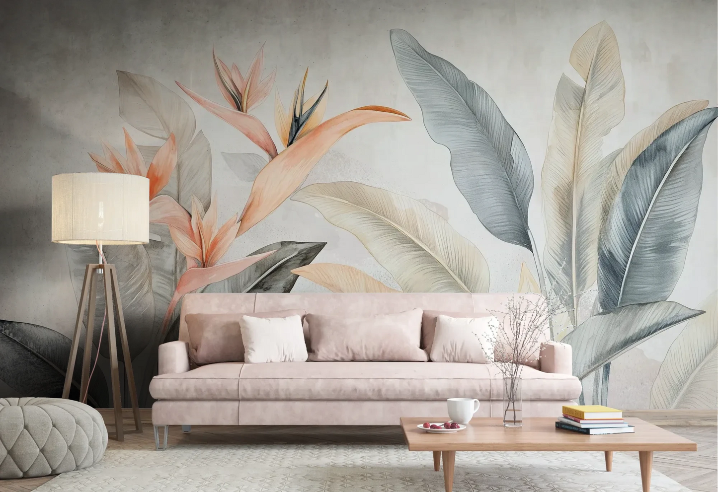 Wzór fototapety PARADISE BLOOM - tapeta z tropikalnymi kwiatami strelicji i liśćmi pokazanej w aranżacji salonu.