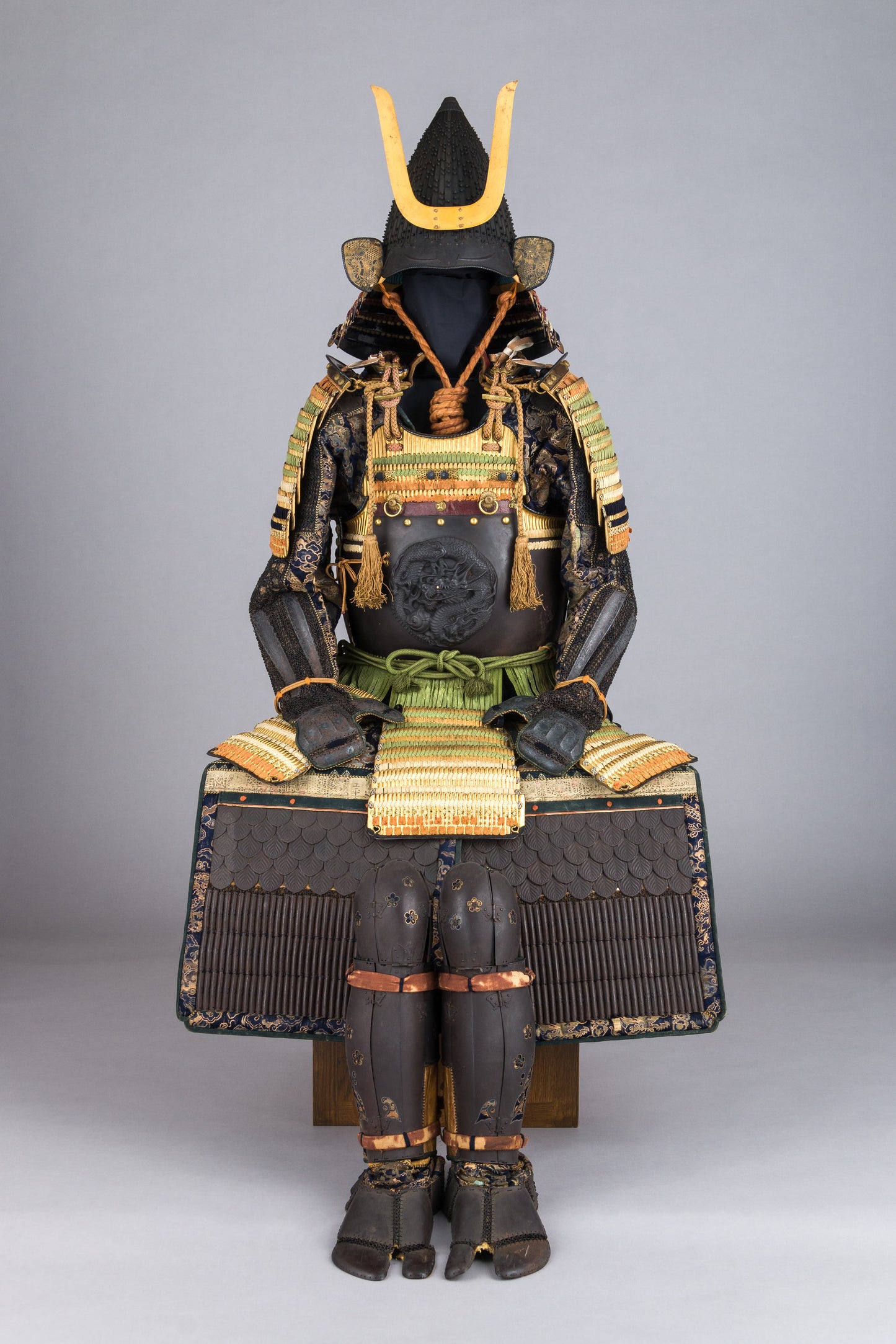 Japan Armors - Gusoku, Yoroi, Morohada-Nugi-Dō Gusoku, Nimaidō Gusoku, Haramaki - 1600-1800 - as photo wallpapers