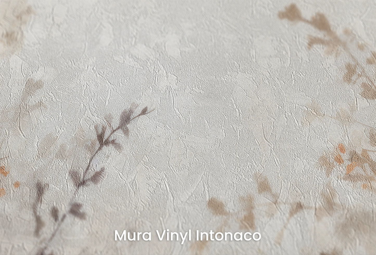 Zbliżenie na artystyczną fototapetę o nazwie EtherealBlossoms na podłożu Mura Vinyl Intonaco - struktura tartego tynku.