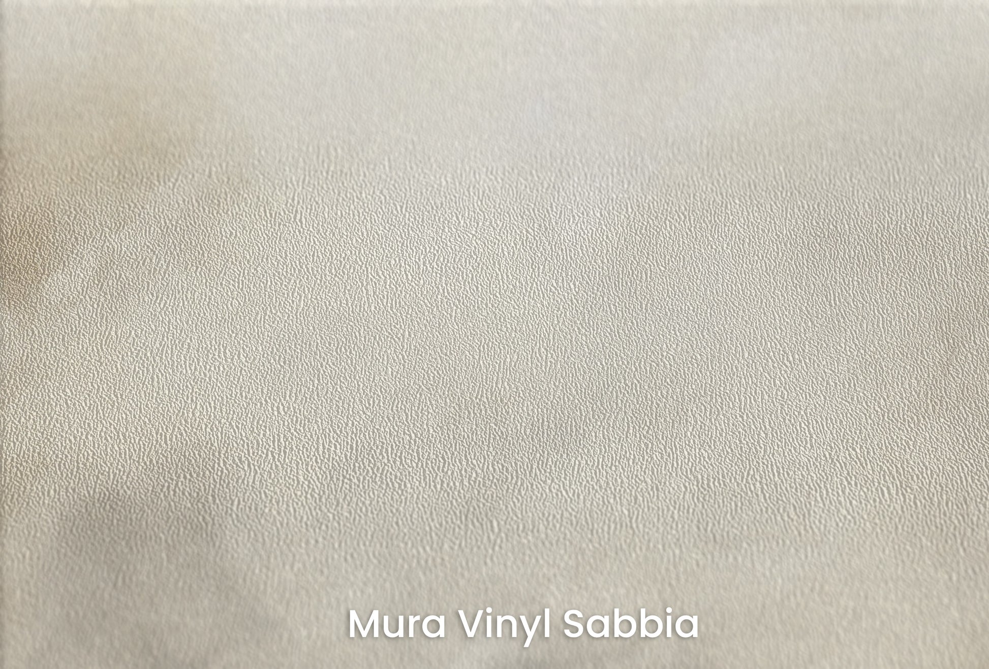 Zbliżenie na artystyczną fototapetę o nazwie SMOKE WHIRLS na podłożu Mura Vinyl Sabbia struktura grubego ziarna piasku.