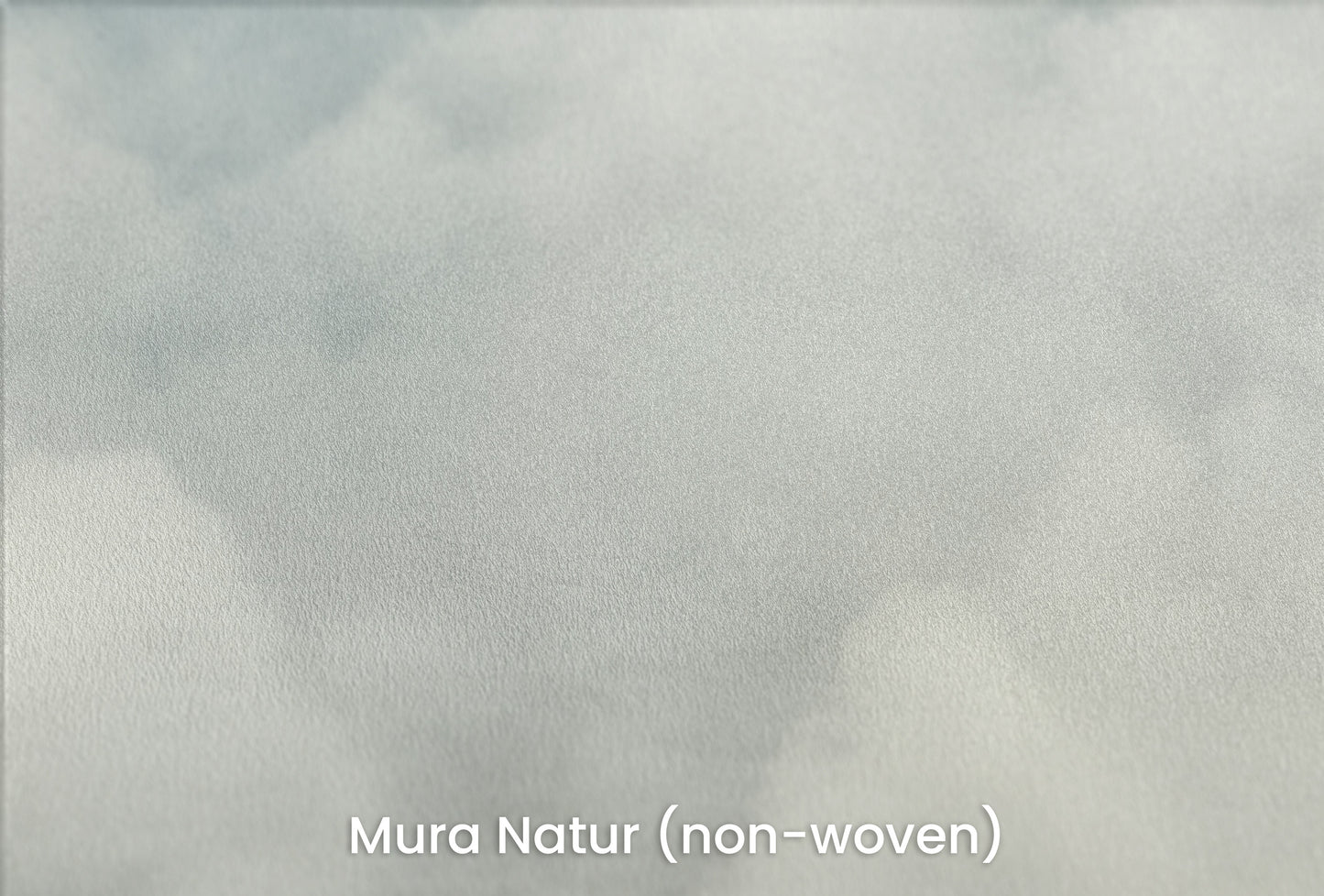 Zbliżenie na artystyczną fototapetę o nazwie SOFT CLOUDS REPOSE na podłożu Mura Natur (non-woven) - naturalne i ekologiczne podłoże.