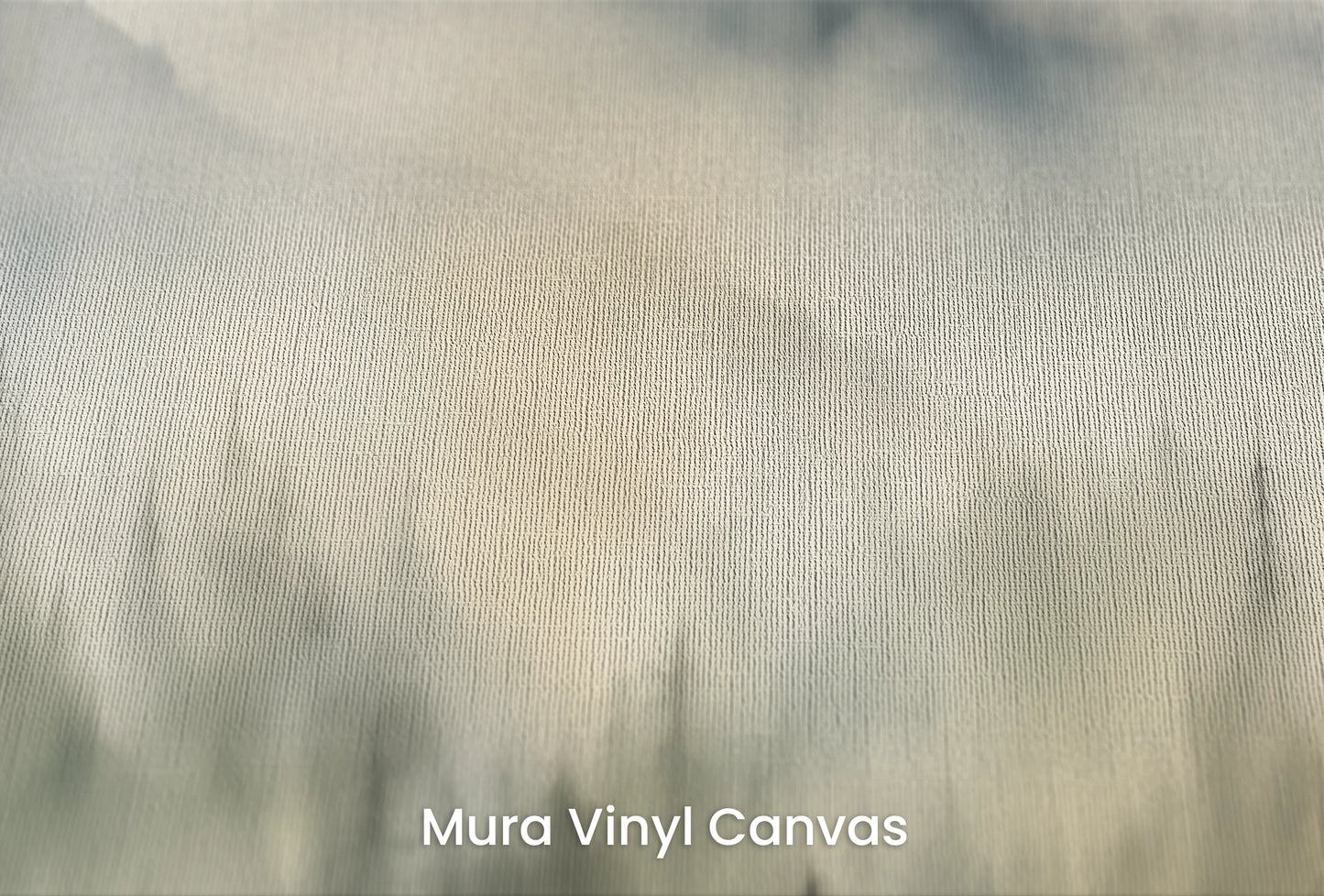 Zbliżenie na artystyczną fototapetę o nazwie Misty Dawn na podłożu Mura Vinyl Canvas - faktura naturalnego płótna.