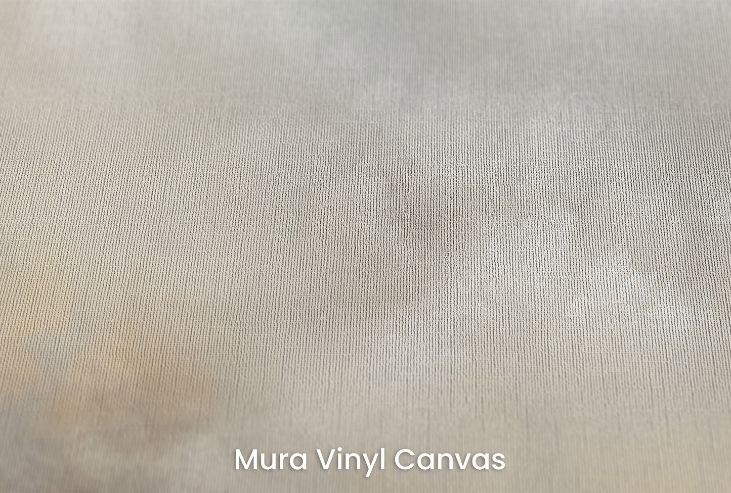 Zbliżenie na artystyczną fototapetę o nazwie GOLDEN STORM EMBRACE na podłożu Mura Vinyl Canvas - faktura naturalnego płótna.