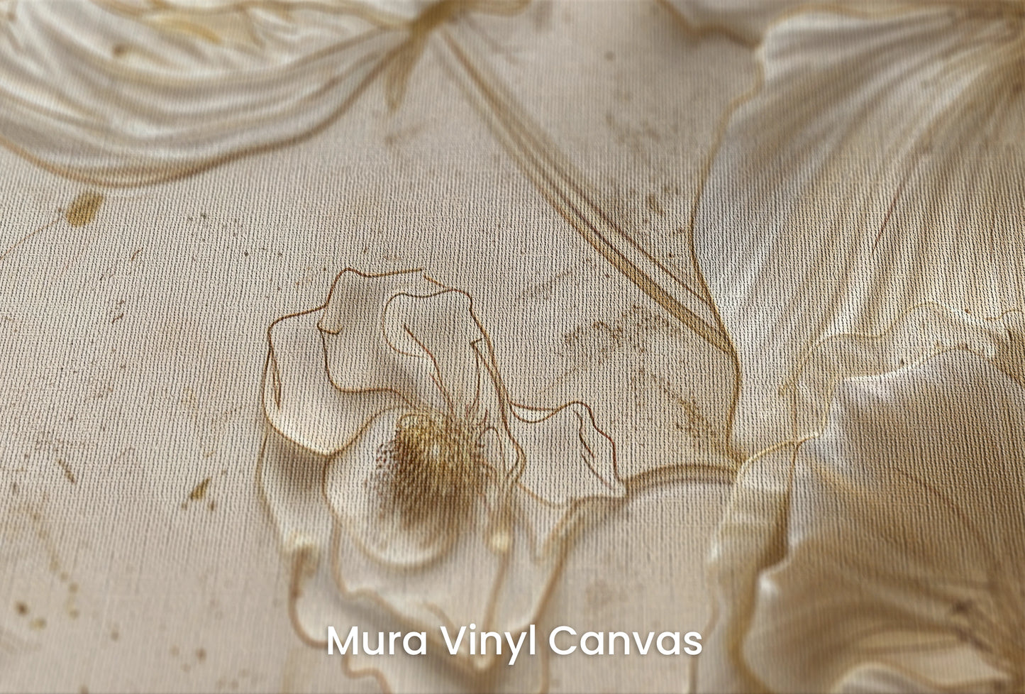 Zbliżenie na artystyczną fototapetę o nazwie Golden Petals na podłożu Mura Vinyl Canvas - faktura naturalnego płótna.