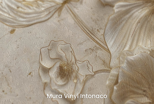 Zbliżenie na artystyczną fototapetę o nazwie Golden Petals na podłożu Mura Vinyl Intonaco - struktura tartego tynku.