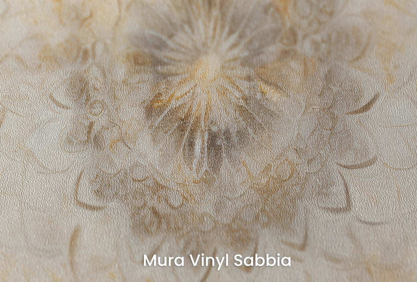 Zbliżenie na artystyczną fototapetę o nazwie Celestial Mandala na podłożu Mura Vinyl Sabbia struktura grubego ziarna piasku.