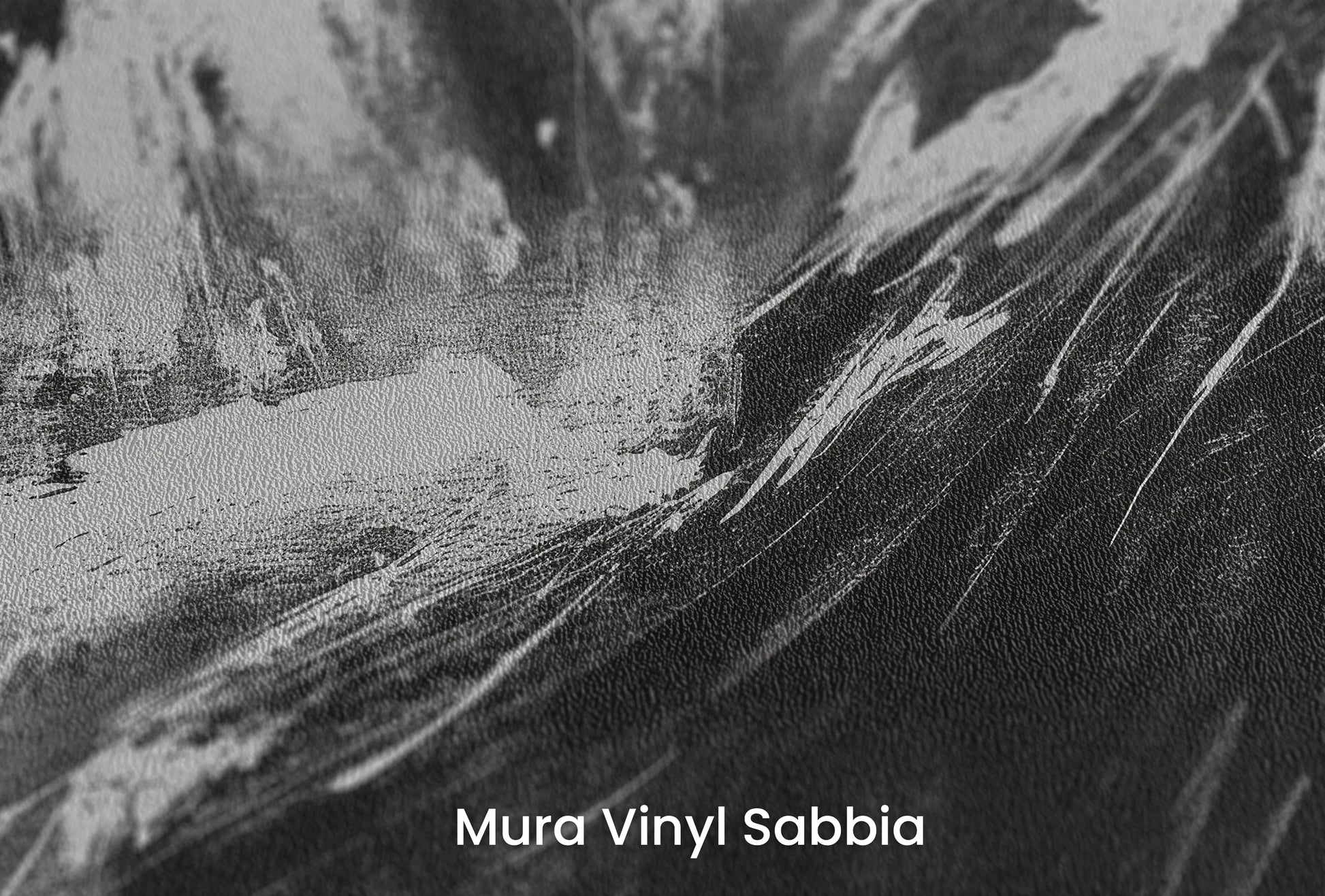 Zbliżenie na artystyczną fototapetę o nazwie Charcoal Peaks na podłożu Mura Vinyl Sabbia struktura grubego ziarna piasku.
