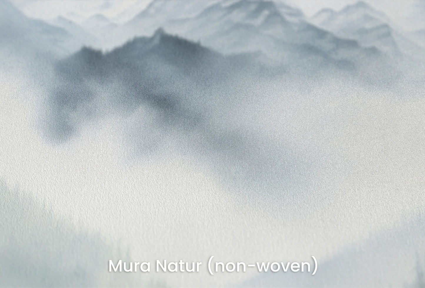 Zbliżenie na artystyczną fototapetę o nazwie Misty Mountain na podłożu Mura Natur (non-woven) - naturalne i ekologiczne podłoże.