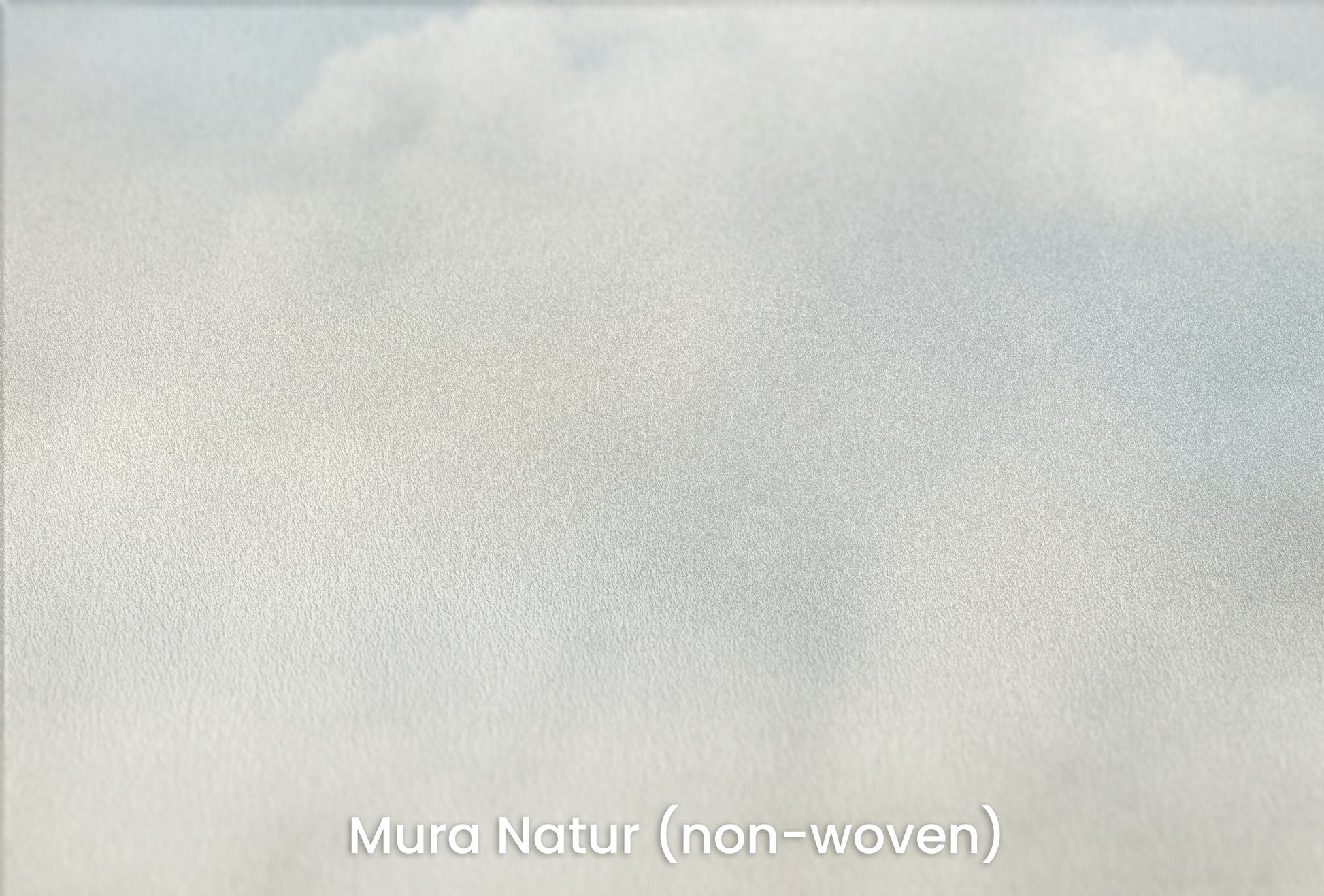 Zbliżenie na artystyczną fototapetę o nazwie HEAVENLY BLUE SERENITY CANVAS na podłożu Mura Natur (non-woven) - naturalne i ekologiczne podłoże.