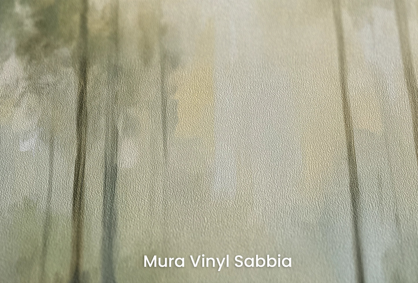 Zbliżenie na artystyczną fototapetę o nazwie Mistyczny Las na podłożu Mura Vinyl Sabbia struktura grubego ziarna piasku.