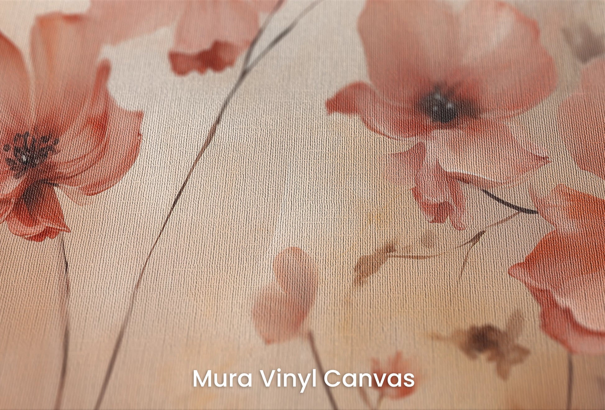 Zbliżenie na artystyczną fototapetę o nazwie Coral Poppies na podłożu Mura Vinyl Canvas - faktura naturalnego płótna.