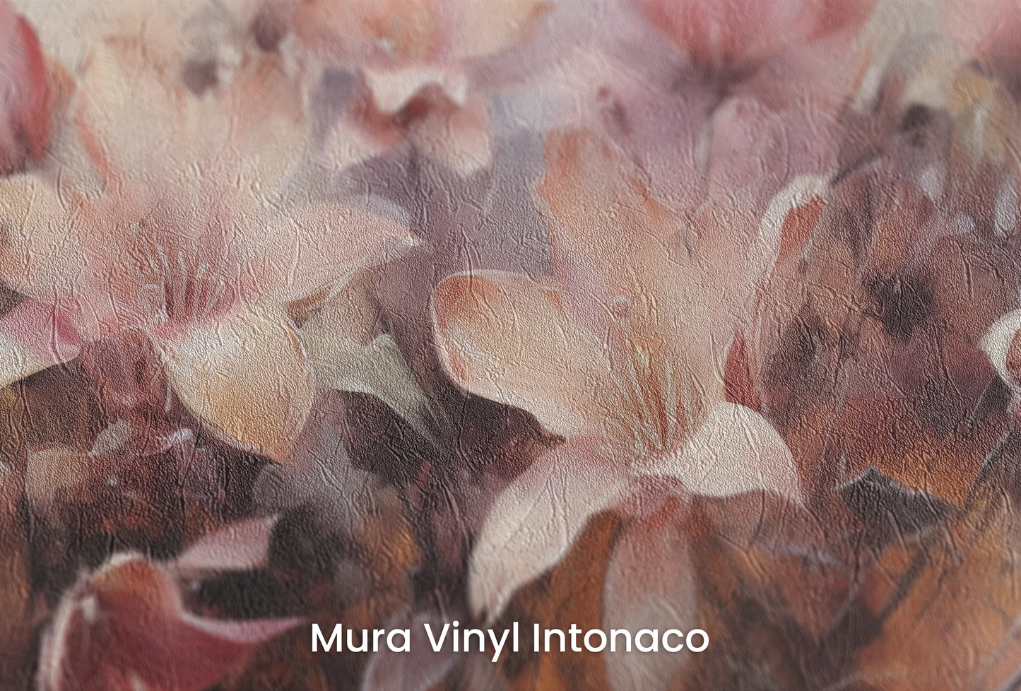 Zbliżenie na artystyczną fototapetę o nazwie Misty Blossoms na podłożu Mura Vinyl Intonaco - struktura tartego tynku.