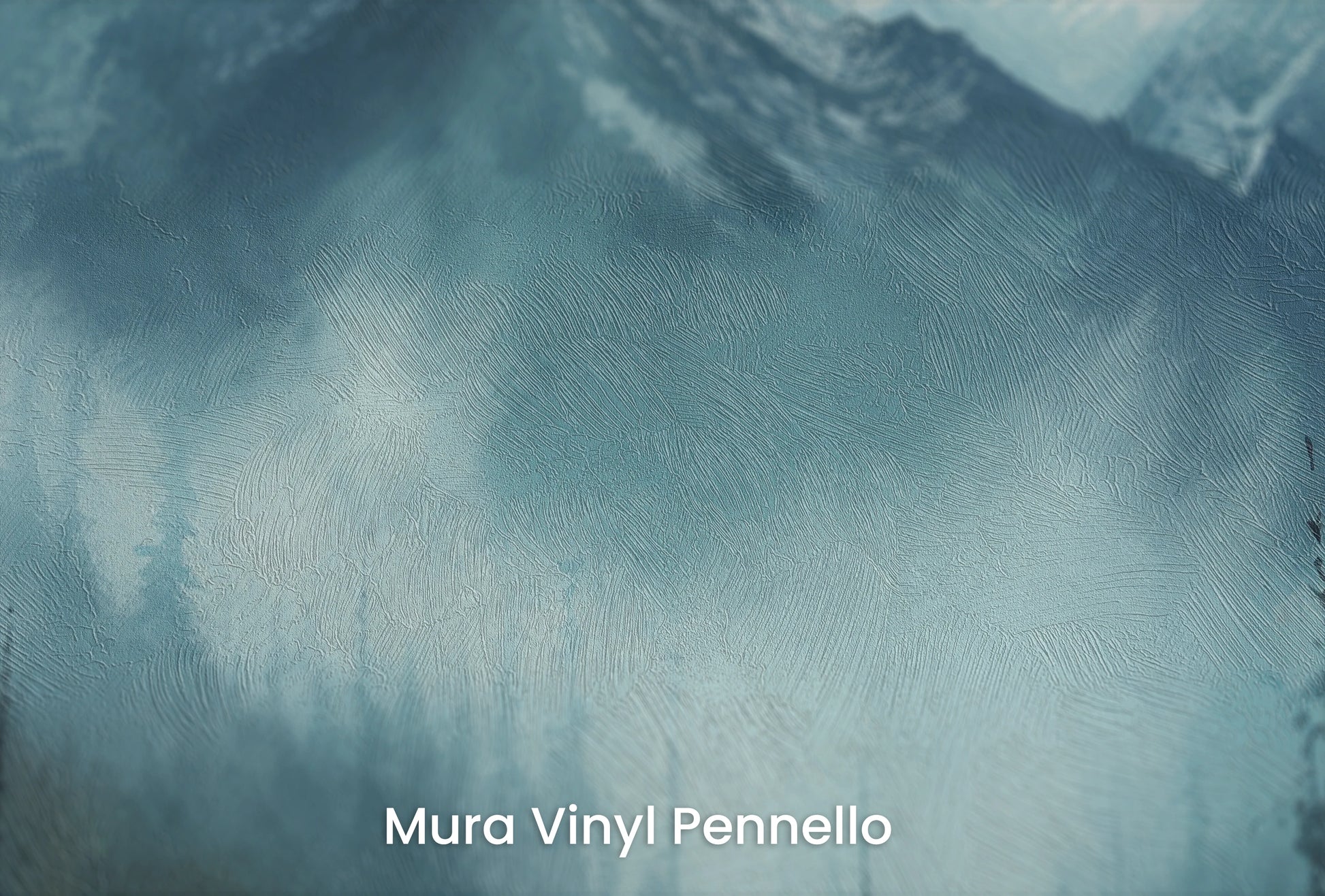 Zbliżenie na artystyczną fototapetę o nazwie Blue Summit na podłożu Mura Vinyl Pennello - faktura pociągnięć pędzla malarskiego.