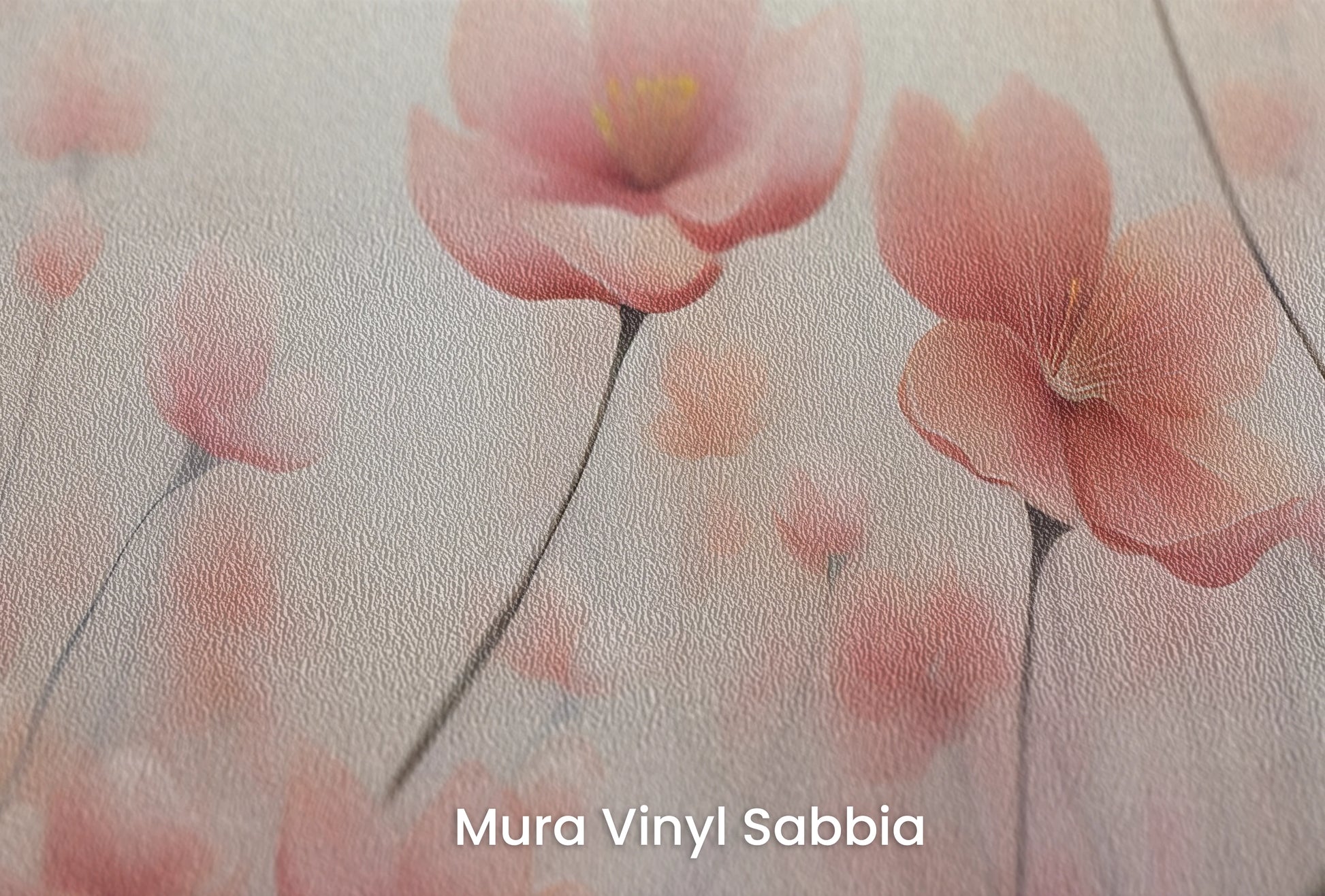 Zbliżenie na artystyczną fototapetę o nazwie Blossom Haze #2 na podłożu Mura Vinyl Sabbia struktura grubego ziarna piasku.