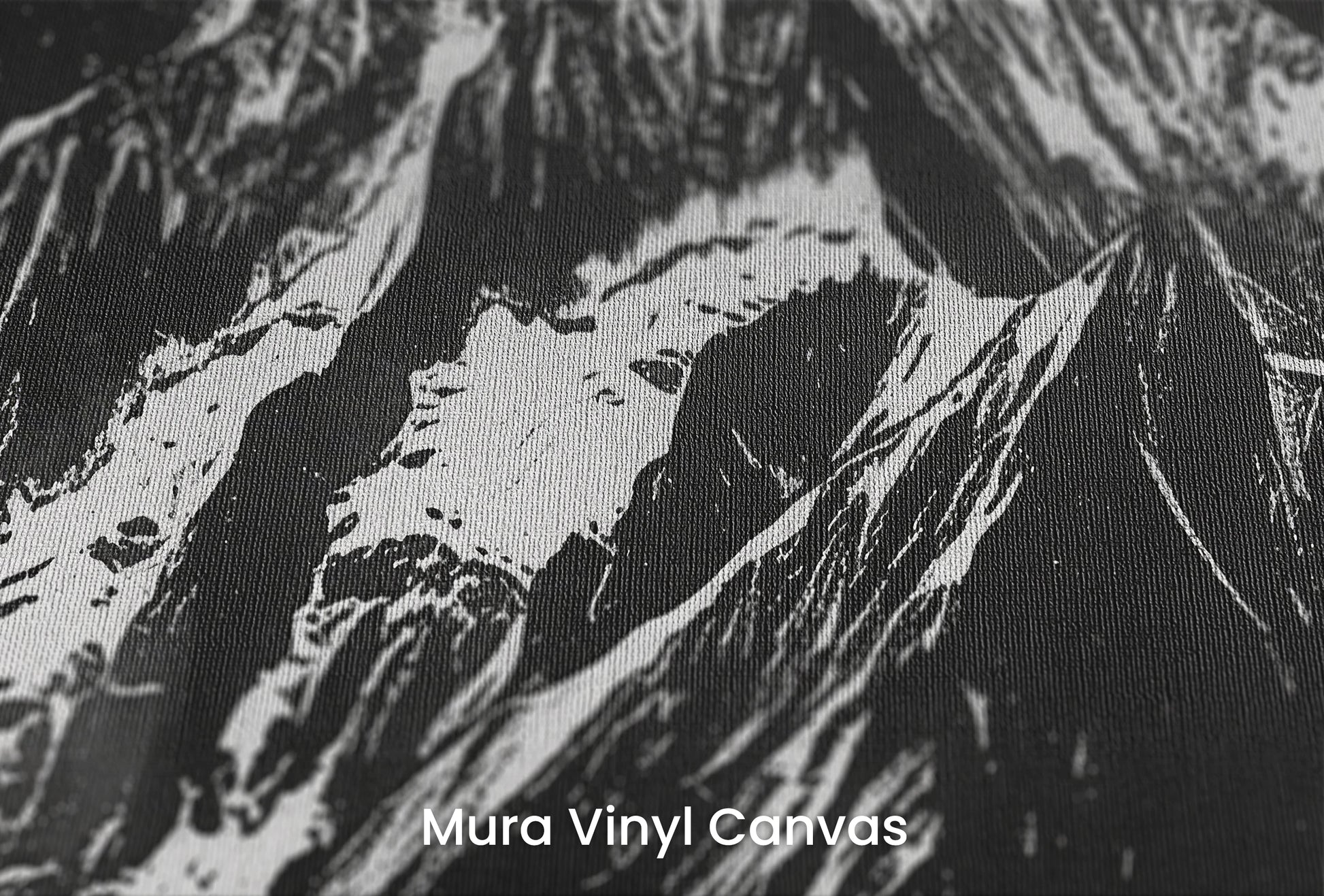 Zbliżenie na artystyczną fototapetę o nazwie Monochrome Mountains na podłożu Mura Vinyl Canvas - faktura naturalnego płótna.