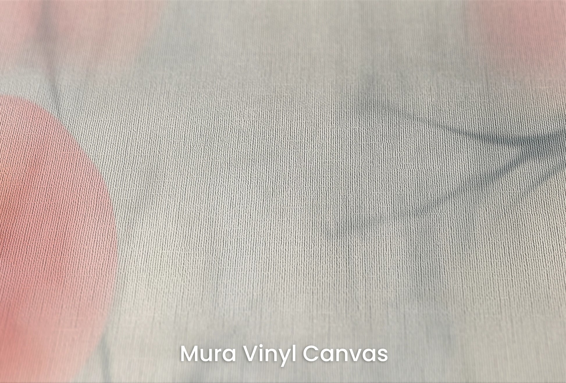 Zbliżenie na artystyczną fototapetę o nazwie Veiled Flora na podłożu Mura Vinyl Canvas - faktura naturalnego płótna.