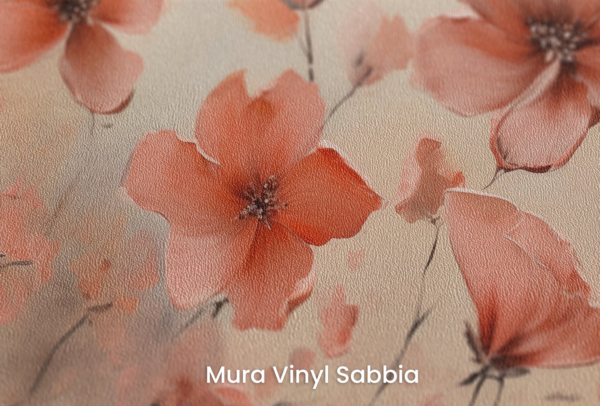 Zbliżenie na artystyczną fototapetę o nazwie Misty Poppies na podłożu Mura Vinyl Sabbia struktura grubego ziarna piasku.
