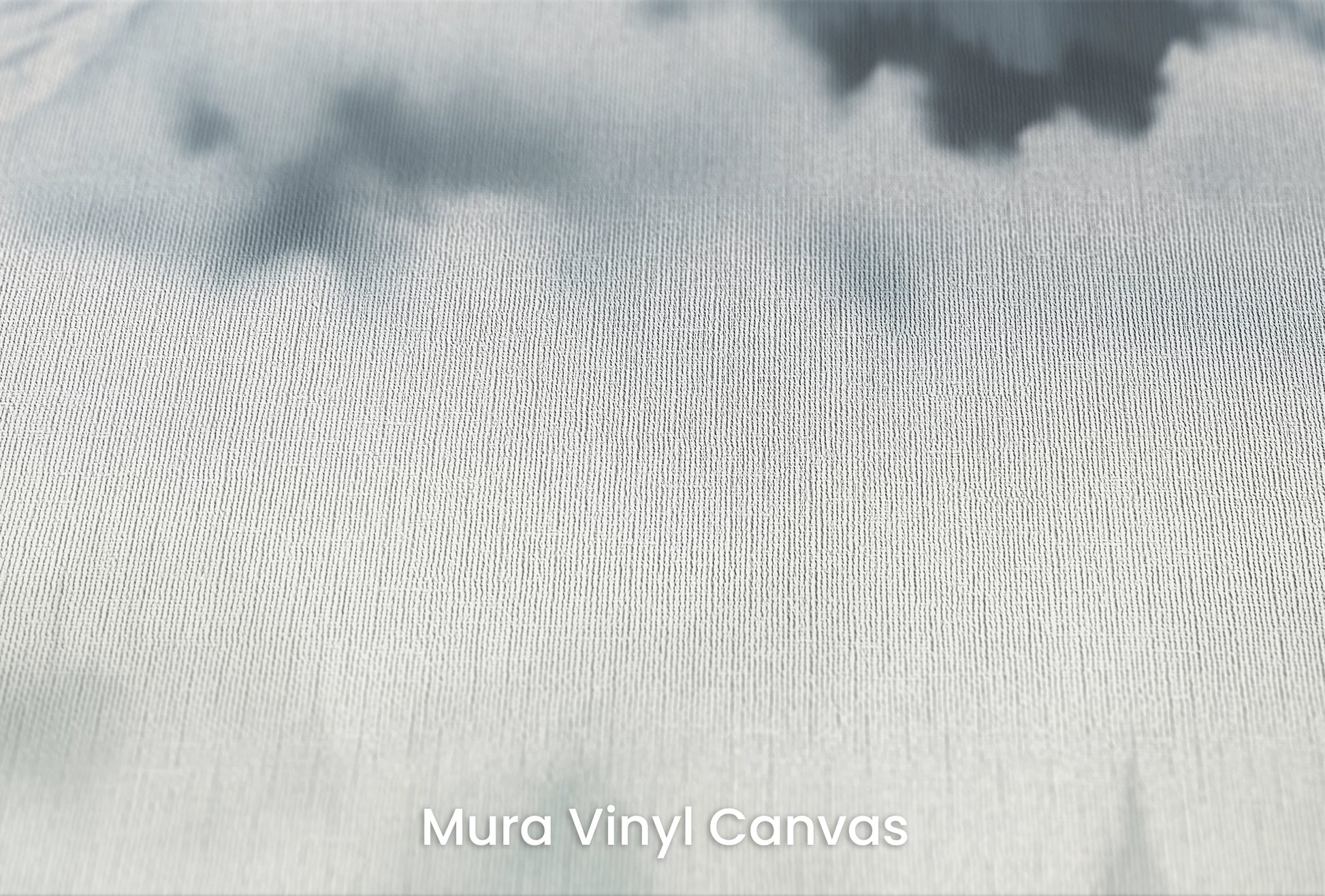 Zbliżenie na artystyczną fototapetę o nazwie Ethereal Mountain Whisper na podłożu Mura Vinyl Canvas - faktura naturalnego płótna.