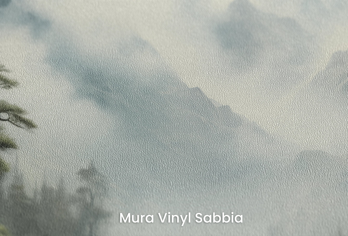 Zbliżenie na artystyczną fototapetę o nazwie Serene Mountain Lake na podłożu Mura Vinyl Sabbia struktura grubego ziarna piasku.