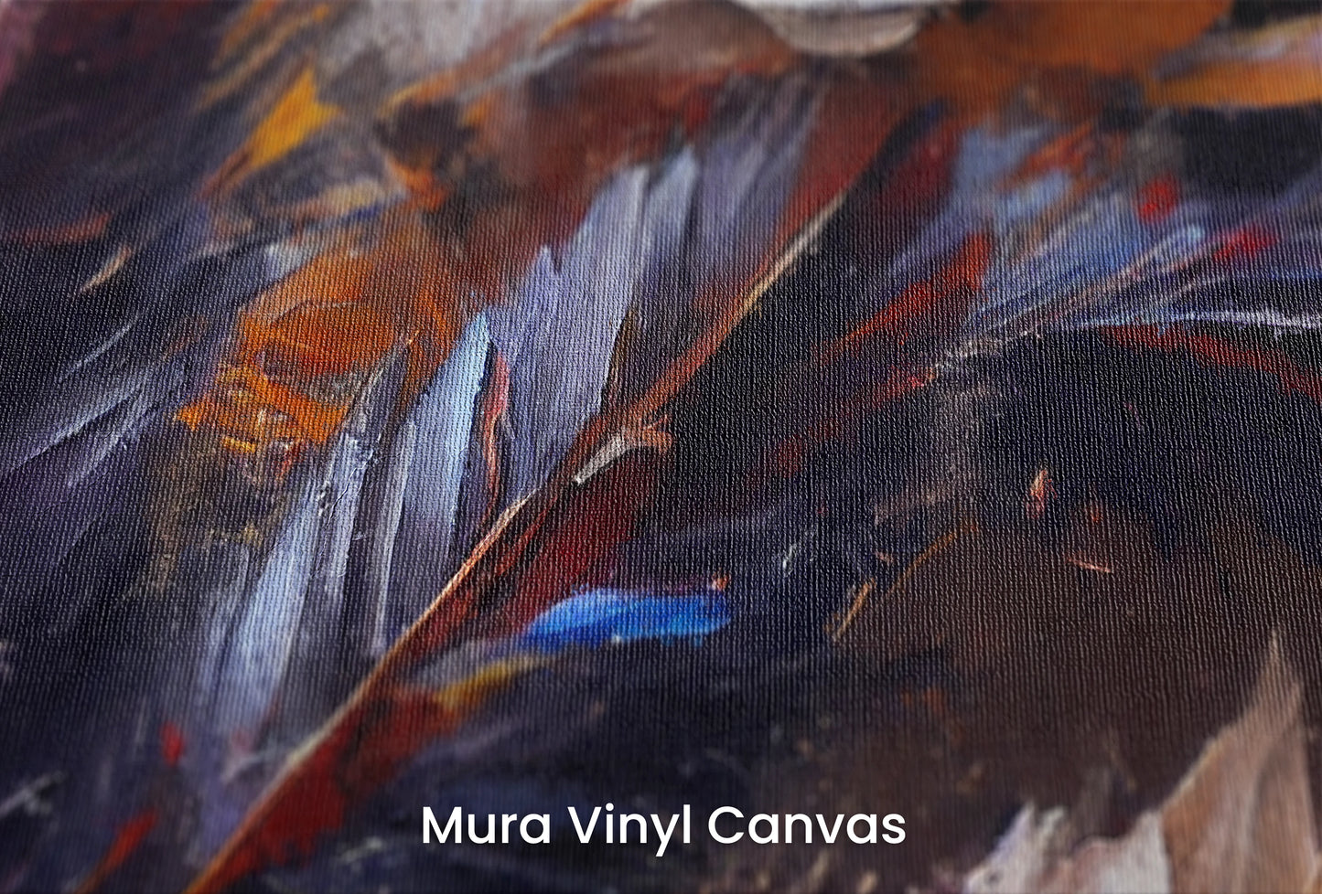 Zbliżenie na artystyczną fototapetę o nazwie Dark Elegance na podłożu Mura Vinyl Canvas - faktura naturalnego płótna.