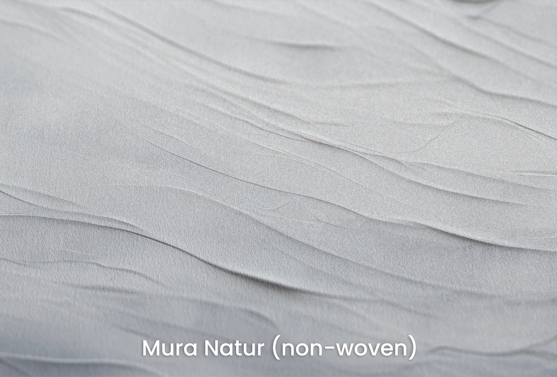 Zbliżenie na artystyczną fototapetę o nazwie Silent Whispers na podłożu Mura Natur (non-woven) - naturalne i ekologiczne podłoże.