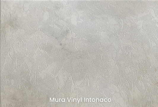 Zbliżenie na artystyczną fototapetę o nazwie ETHEREAL SKY WHISPERS na podłożu Mura Vinyl Intonaco - struktura tartego tynku.