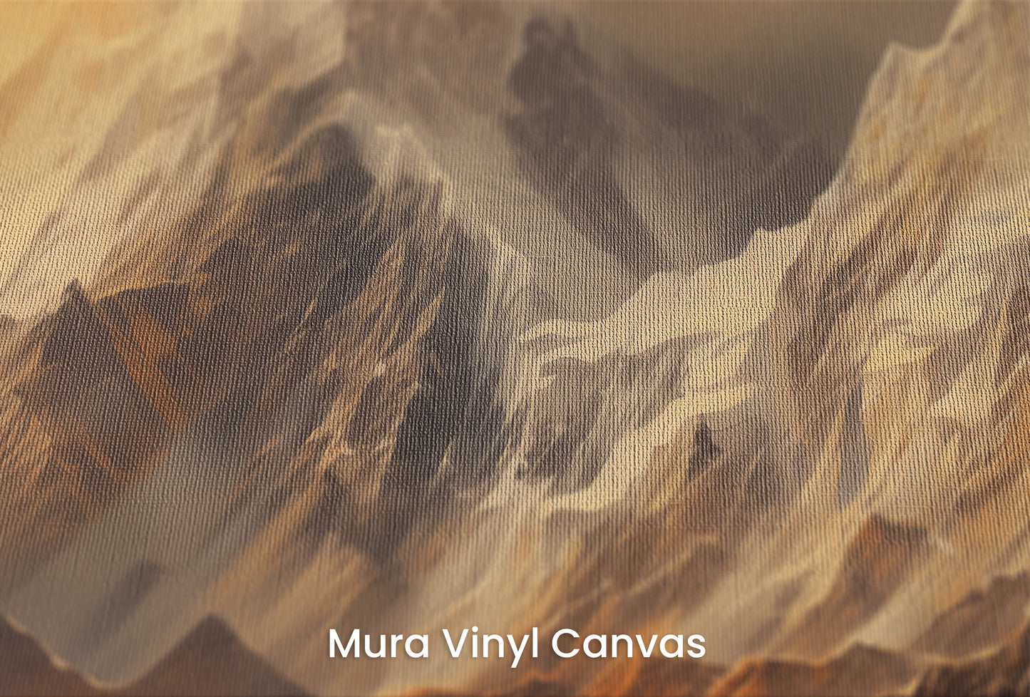 Zbliżenie na artystyczną fototapetę o nazwie Golden Mountain Glow na podłożu Mura Vinyl Canvas - faktura naturalnego płótna.