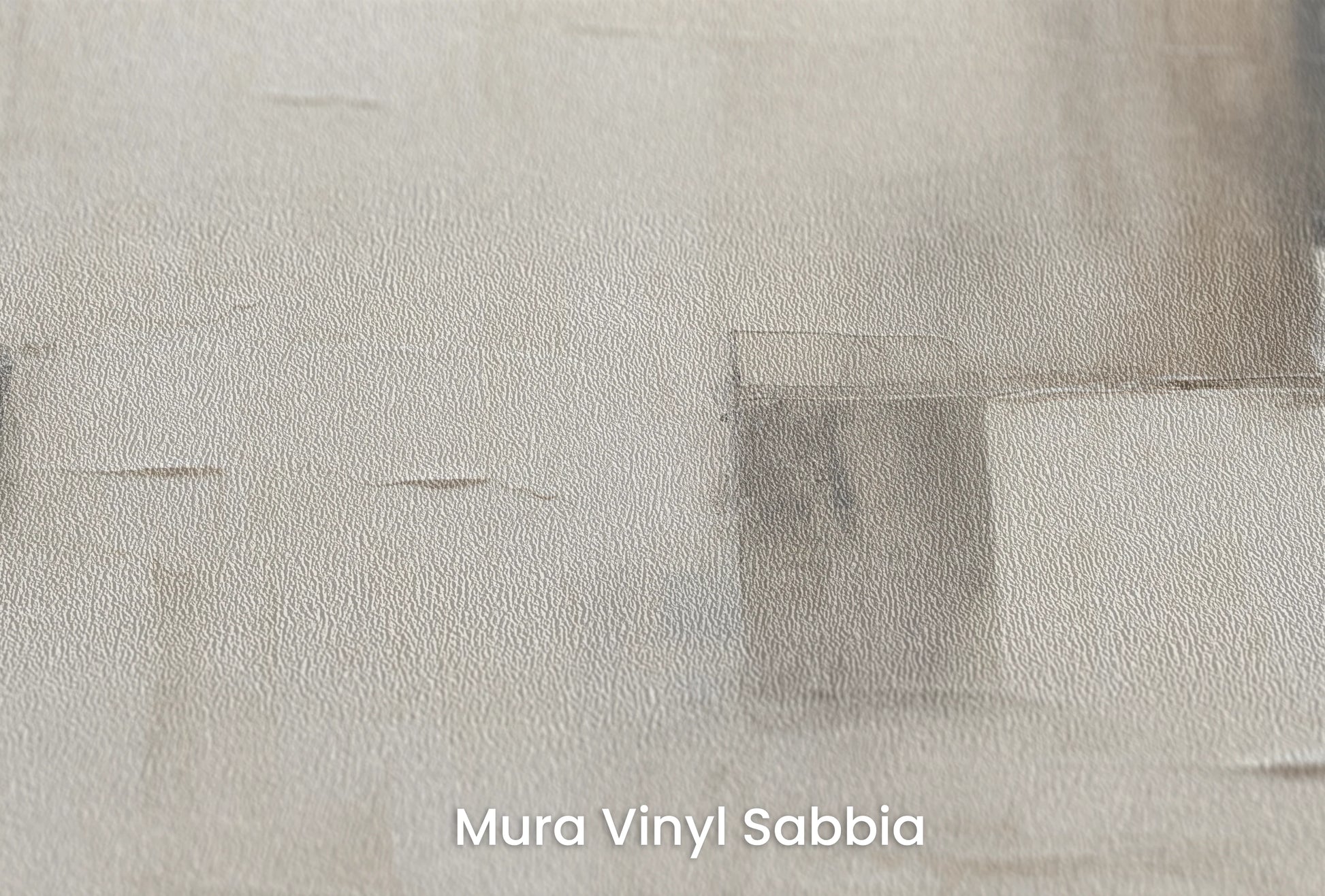 Zbliżenie na artystyczną fototapetę o nazwie Abstract Calm #2 na podłożu Mura Vinyl Sabbia struktura grubego ziarna piasku.