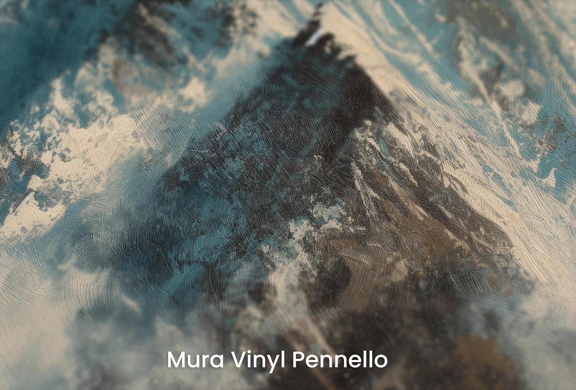 Zbliżenie na artystyczną fototapetę o nazwie Icy Ascent na podłożu Mura Vinyl Pennello - faktura pociągnięć pędzla malarskiego.