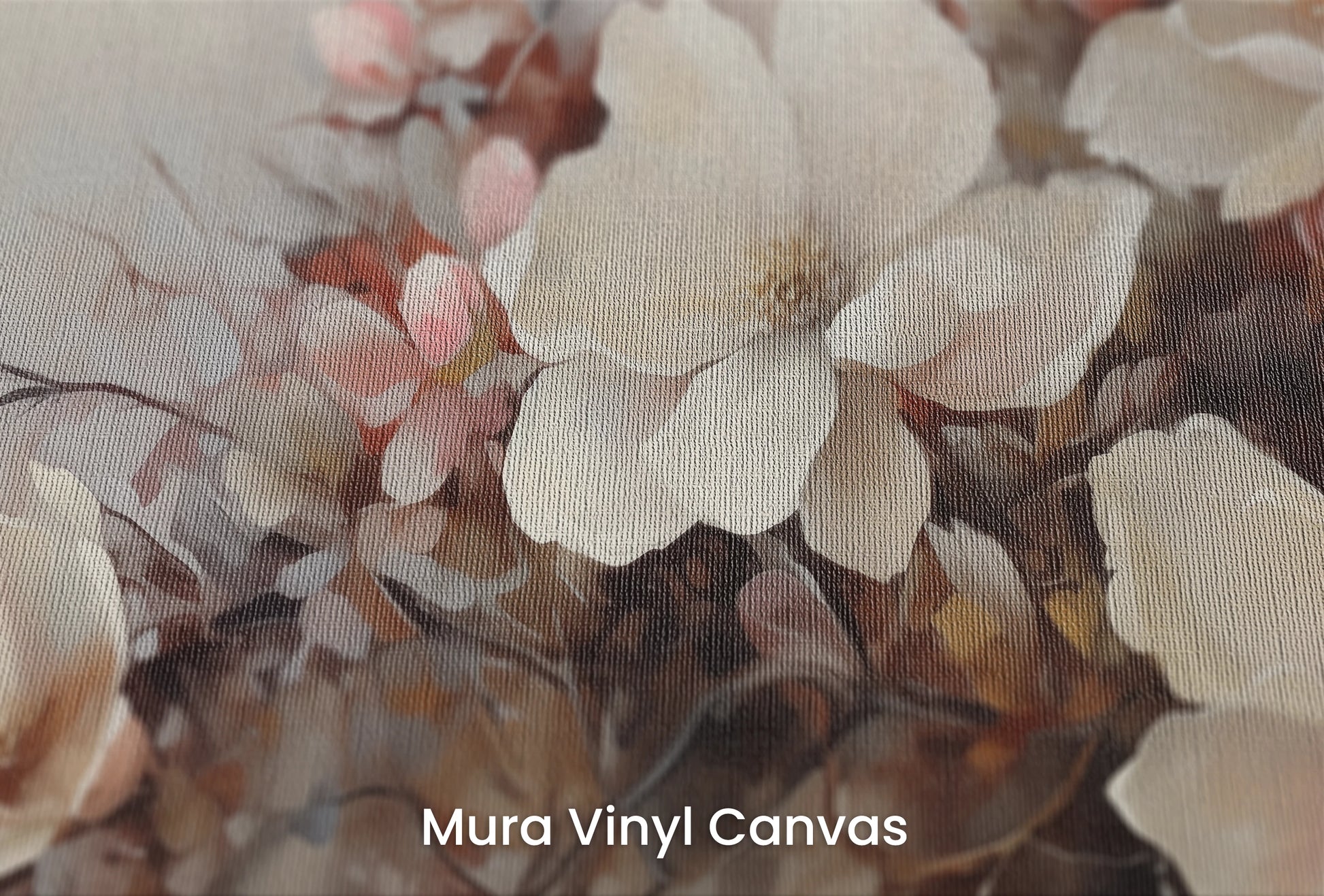 Zbliżenie na artystyczną fototapetę o nazwie Misty Blossom Haze na podłożu Mura Vinyl Canvas - faktura naturalnego płótna.