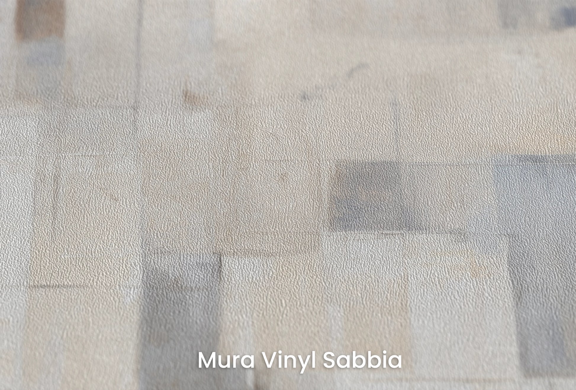 Zbliżenie na artystyczną fototapetę o nazwie Abstract Calm na podłożu Mura Vinyl Sabbia struktura grubego ziarna piasku.